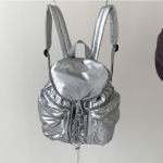 Glossy Drawstring Backpack with Dual Pockets — глянцевый рюкзак-мешок для ярких будней