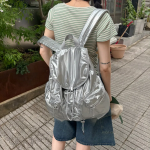 Glossy Drawstring Backpack with Dual Pockets — глянцевый рюкзак-мешок для ярких будней