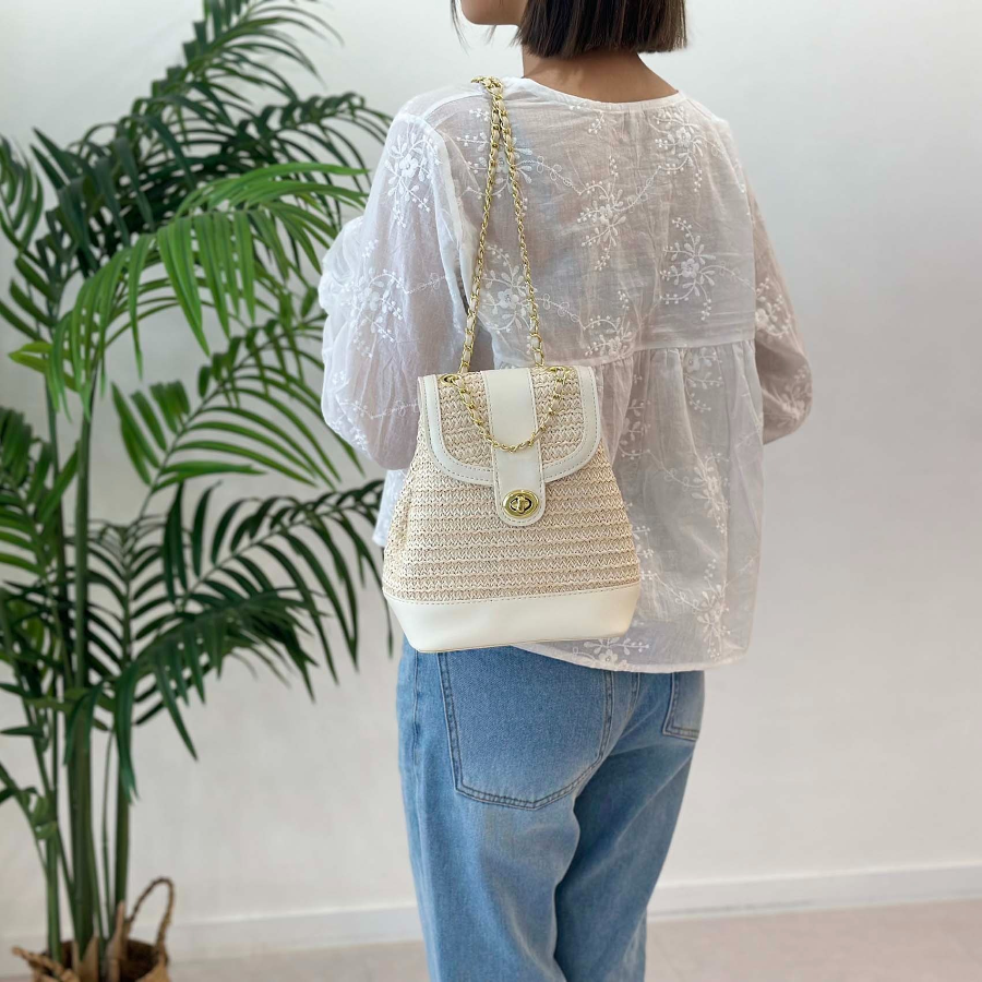 High-Quality Rattan Chain Mini Backpack — плетёный акцент с городским шиком