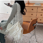 String Eco Shirring Backpack — лёгкий Y2K-акцент в повседневном стиле