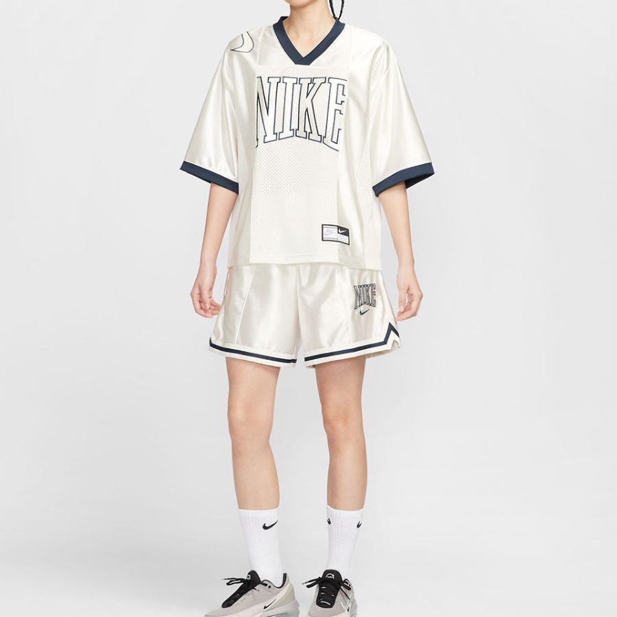 Nike Sportswear Women’s Oversized Graphic Jersey Tee