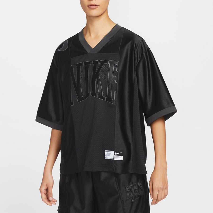 Nike Sportswear Women’s Oversized Graphic Jersey Tee