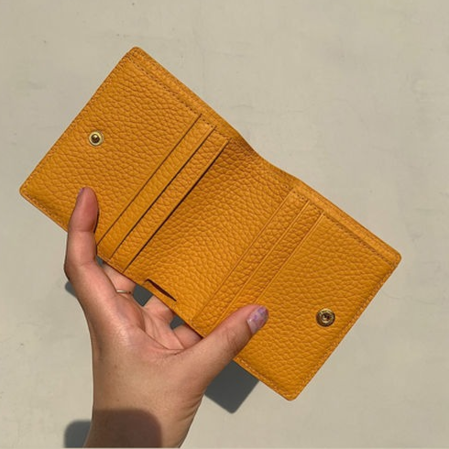 Multi-Storage Zip Pocket Bifold Wallet — компактность и функциональность в одном формате