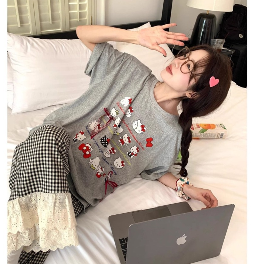 Hello Kitty Check Pajama Set