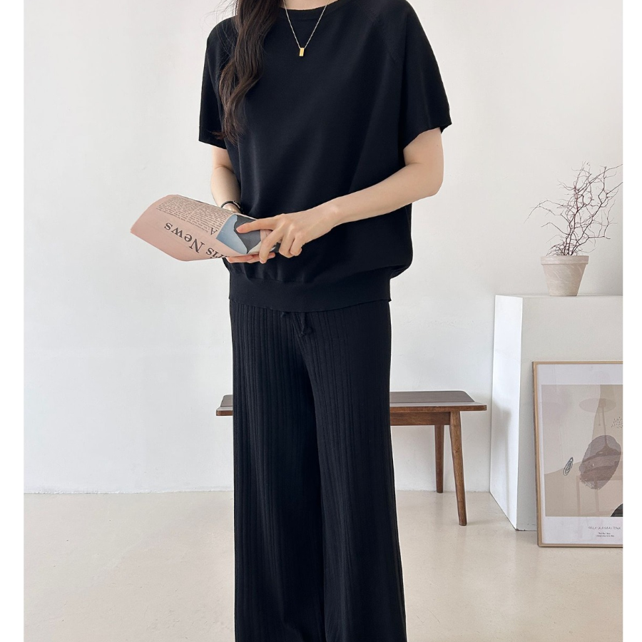 Viscose Oversized Knit T-Shirt & Pleated Pants Set