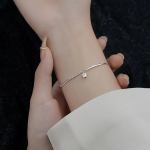 Серебряный браслет с кристаллом и двойной цепочкой