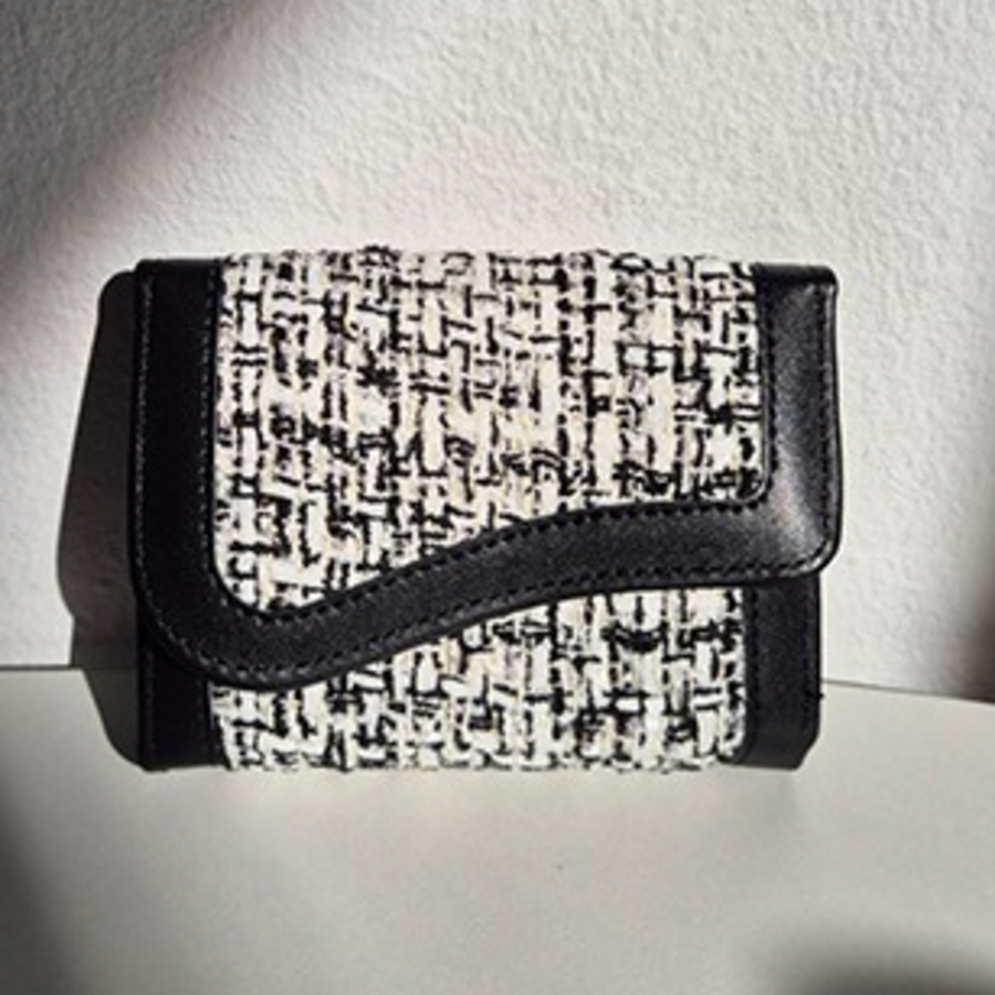 Rehab Serena Tweed Bifold Wallet — элегантный твид в компактном формате