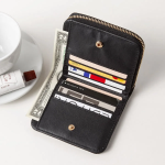 Waffle Quilted Card & Coin Wallet — текстура и уют в каждом штрихе