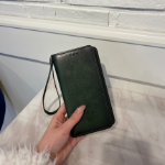 Универсальный кожаный чехол-клатч для телефона — кошелёк и органайзер в одном формате