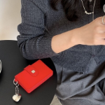 Heart Snap Card Wallet & AirPods Pouch — милый дуэт для повседневных мелочей