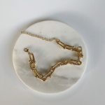 Серебристый браслет с крупными звеньями-скобами