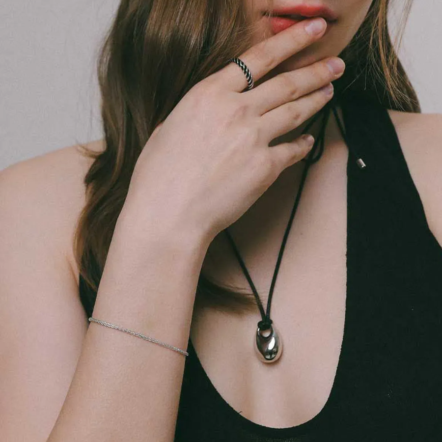 Серебряный браслет с гибкой тонкой цепочкой