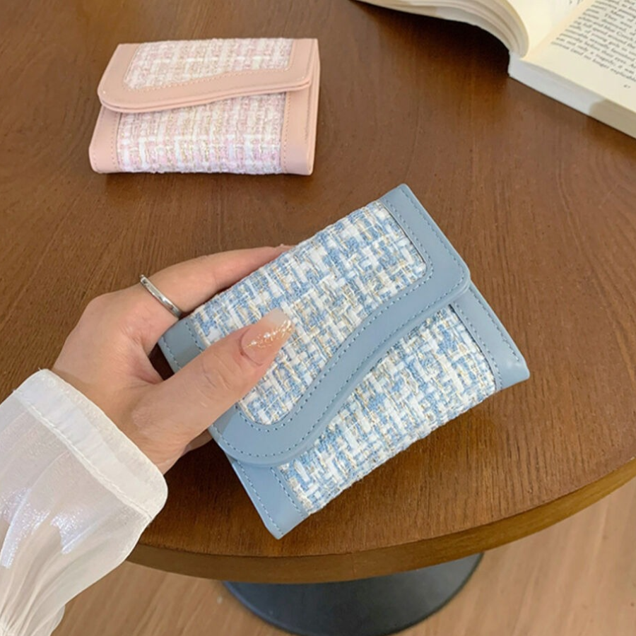 Tweed Snap Vegan Card Wallet — компактность и текстура в одном аксессуаре