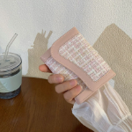 Tweed Snap Vegan Card Wallet — компактность и текстура в одном аксессуаре