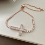 Браслет с регулируемой длиной из хирургической стали с крестом и кристаллами