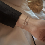 Браслет из розового золота с двойной цепочкой и жёстким ободком (бэнгл)