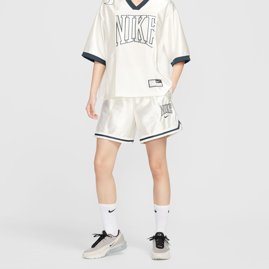 Nike Sportswear Women’s Loose Mid-Rise Graphic Shorts