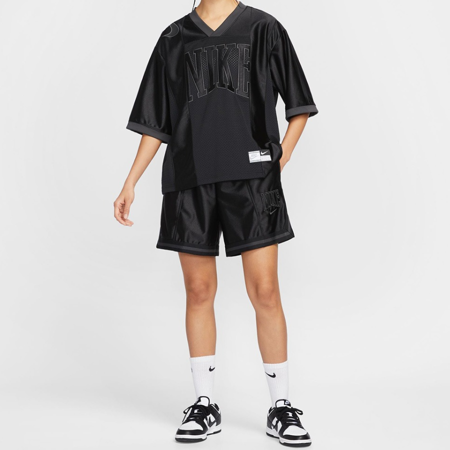 Nike Sportswear Women’s Loose Mid-Rise Graphic Shorts