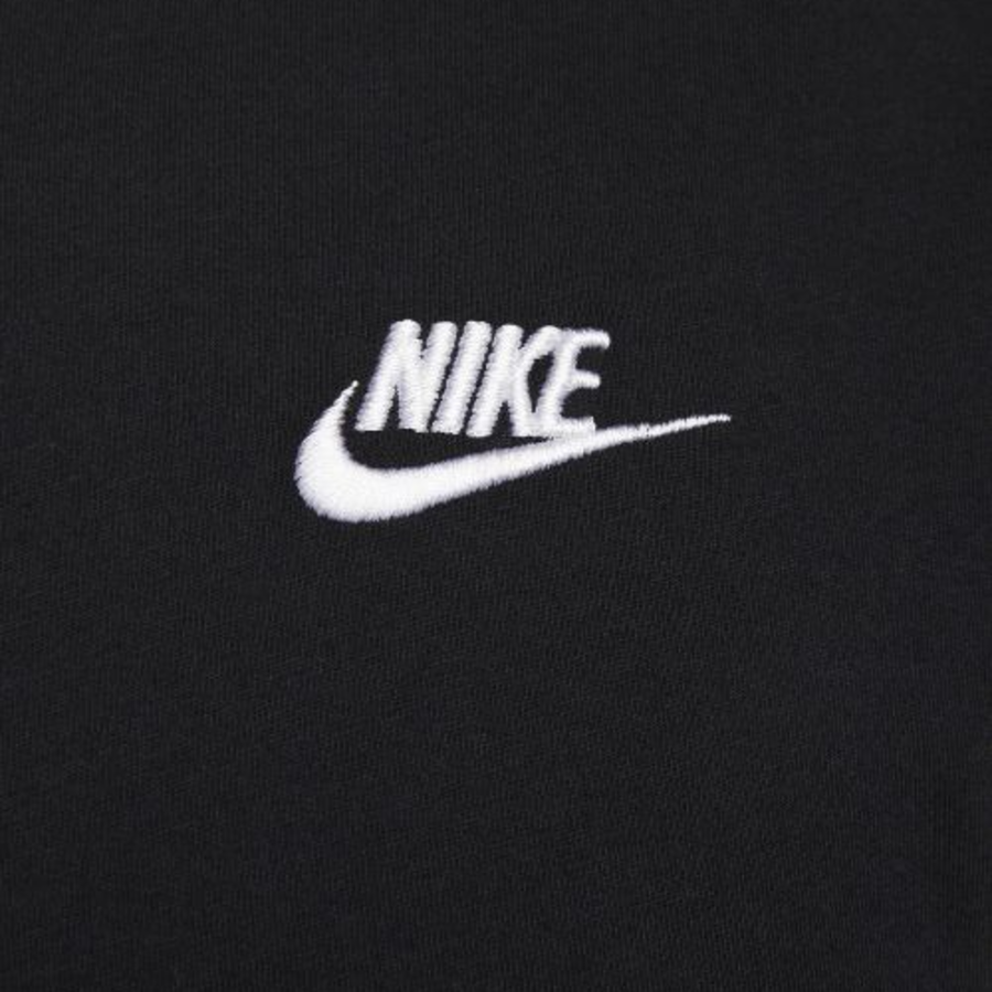 Nike Sportswear Club T-shirt M [Black:White] – AR4999-013