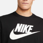 Nike Sportswear T-shirt M [Black/White] — AR5005-010
