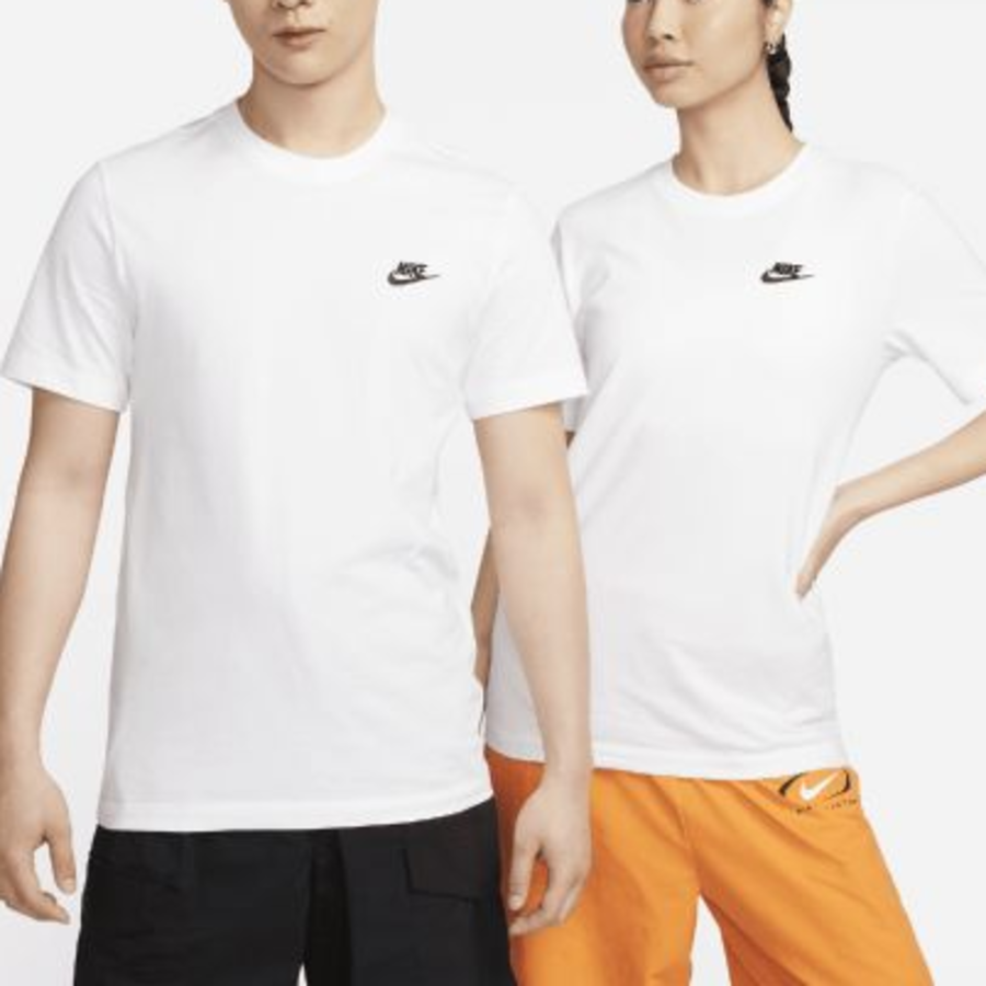 Nike Sportswear Club T-shirt M [White/Black] — AR4999-101