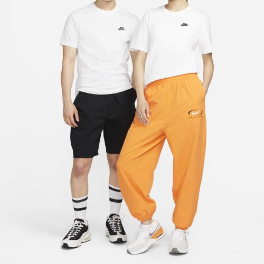 Nike Sportswear Club T-shirt M [White/Black] — AR4999-101