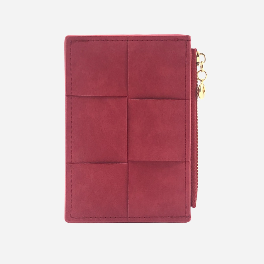 Botte Slim Pocket Twisted Card Wallet — утончённый стиль и продуманная функциональность