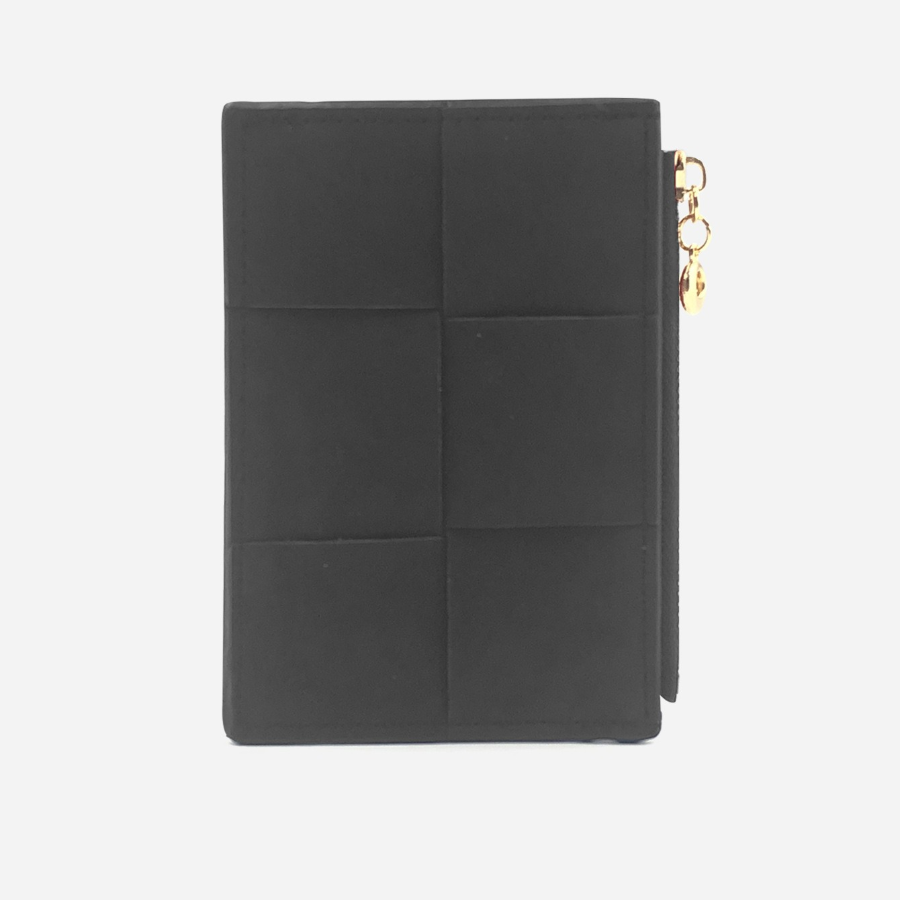 Botte Slim Pocket Twisted Card Wallet — утончённый стиль и продуманная функциональность