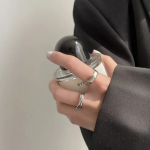 Серебряное кольцо-дво́йка на указательный палец