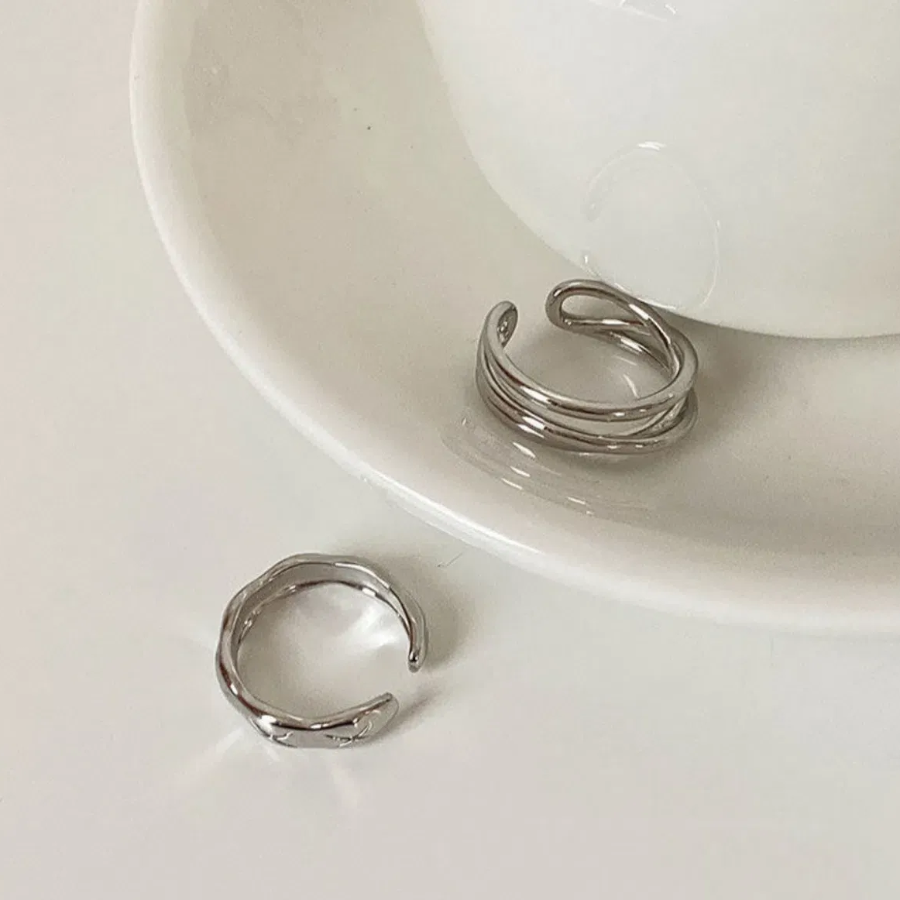 Серебряное кольцо-дво́йка на указательный палец