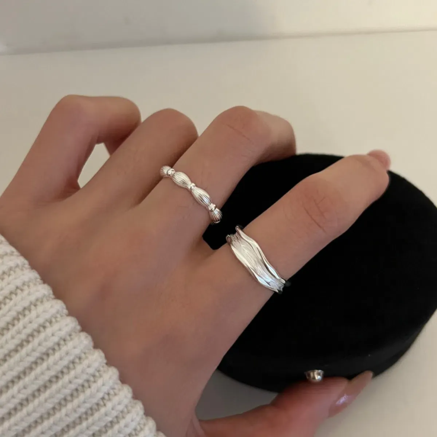 Серебряный комплект колец с толстым узлом и открытым дизайном