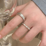 Серебряный комплект колец с толстым узлом и открытым дизайном