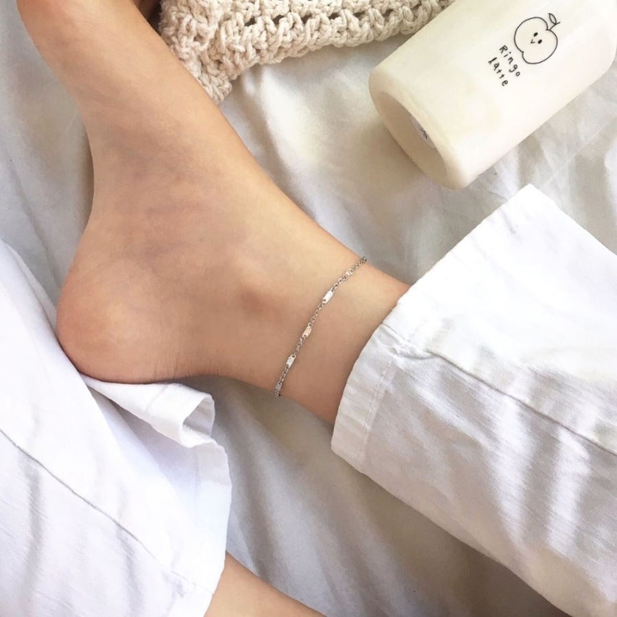 Браслет на ногу с плоской цепочкой из хирургической стали