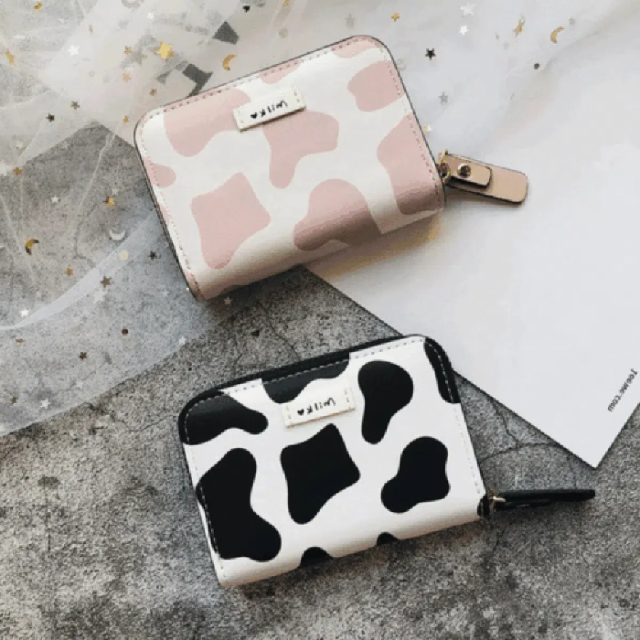 Cow Pattern Card Wallet — оригинальный акцент и удобство в компактном формате