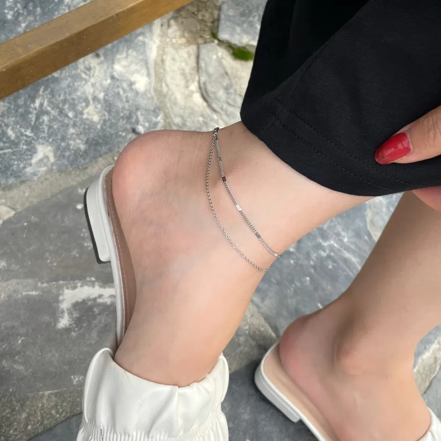 Браслет на ногу с двойной цепочкой из квадратных звеньев из хирургической стали