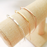 Браслет на ногу с гладкой подвеской и шариковой цепочкой из хирургической стали