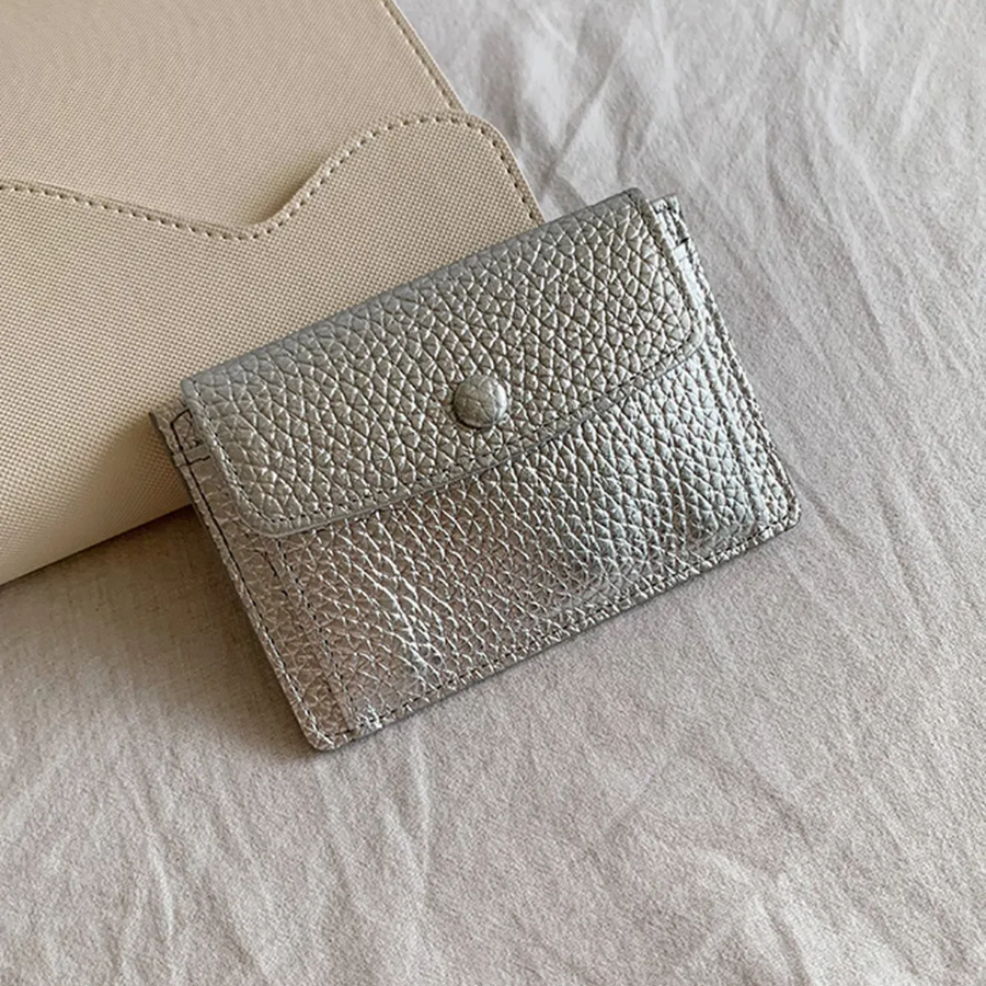 Silver Cowhide Card Wallet — элегантный акцент и надёжное исполнение Made in Korea