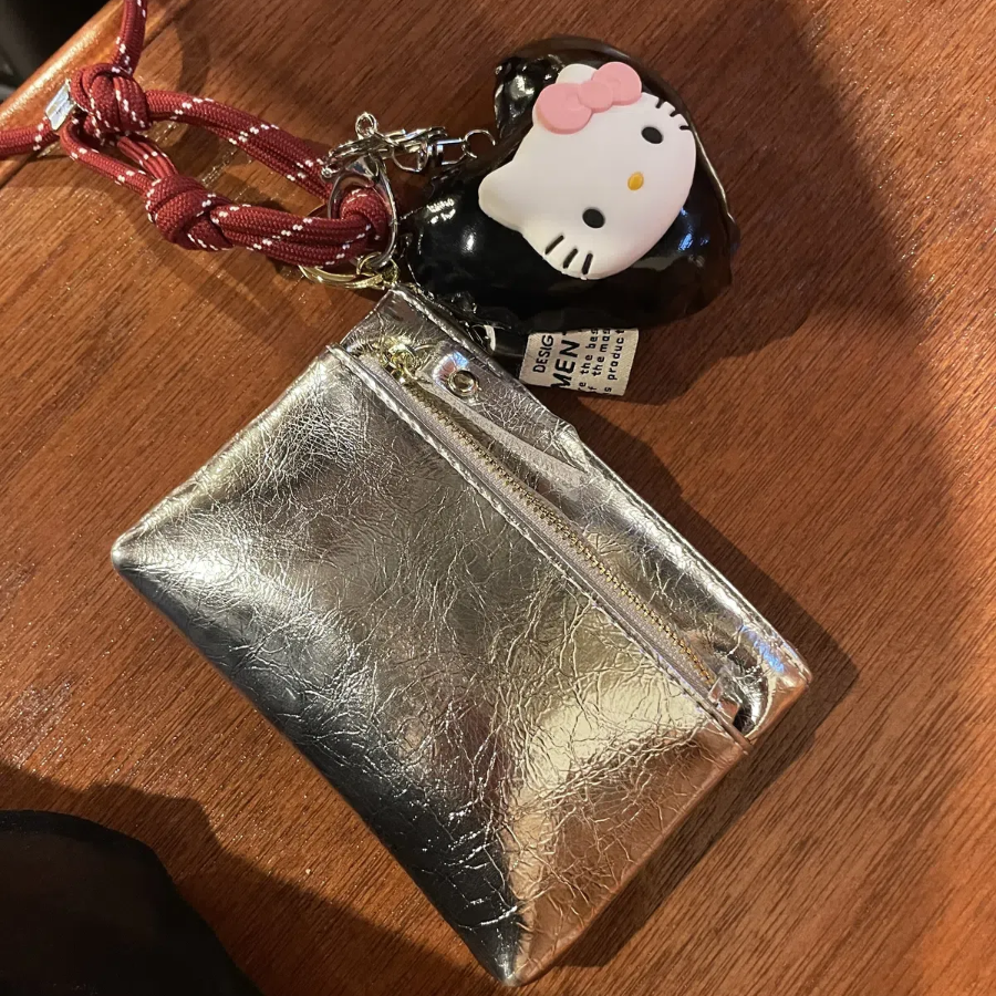 Silver Cowhide Zip Mini Card Wallet — компактность, стиль и натуральная кожа