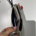 Silver Cowhide Zip Mini Card Wallet — компактность, стиль и натуральная кожа