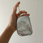 Round Silver Cowhide Zip Card Wallet with Keyring — стильный компакт с функцией ключницы