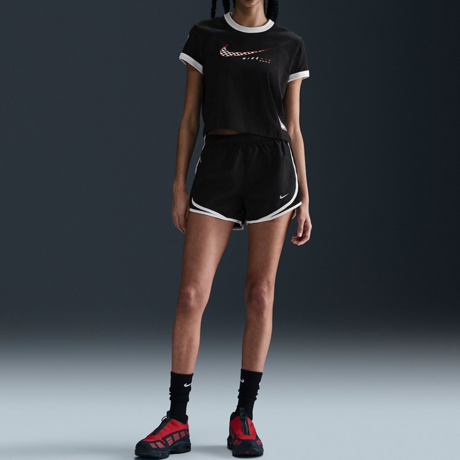 Nike Sportswear Club Women’s Short-Sleeve T-Shirt