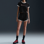 Nike Sportswear Club Women’s Short-Sleeve T-Shirt