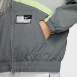 Nike Sportswear Women’s Oversized Woven Jacket