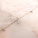 Серебряный браслет на ногу с подвеской «улыбка» и цепочкой