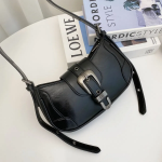 Lolong 38 Buckle Shoulder & Crossbody Bag — стильная геометрия и повседневный комфорт