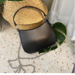 Tabi 02 Mini Shoulder Bag Chain Crossbody — минимализм с изюминкой