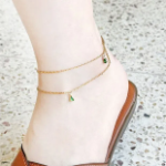 Серебряный браслет на ногу с зелёной каплей и двойной цепочкой