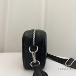 Some 141 Crossbody Square Daily Bag — лаконичный акцент на каждый день