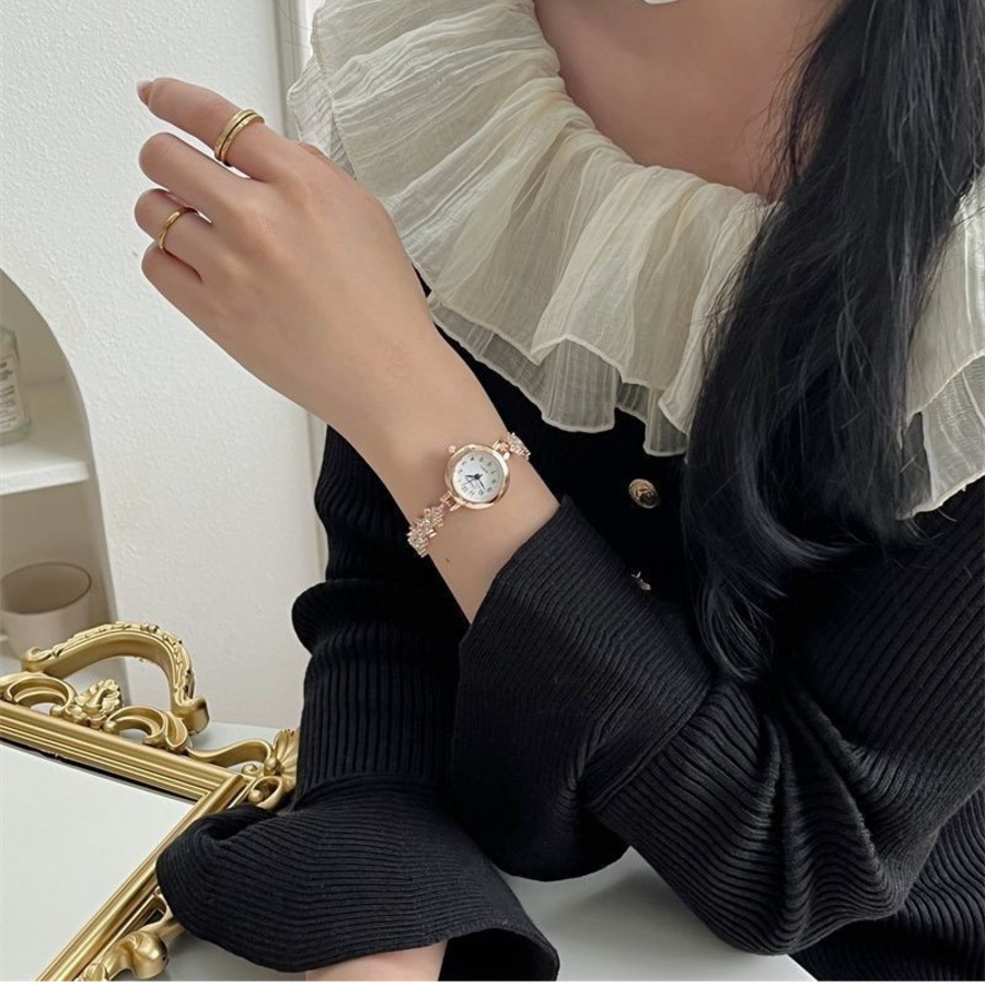 Женский браслет-часы из серебра с розовым и серебристым покрытием