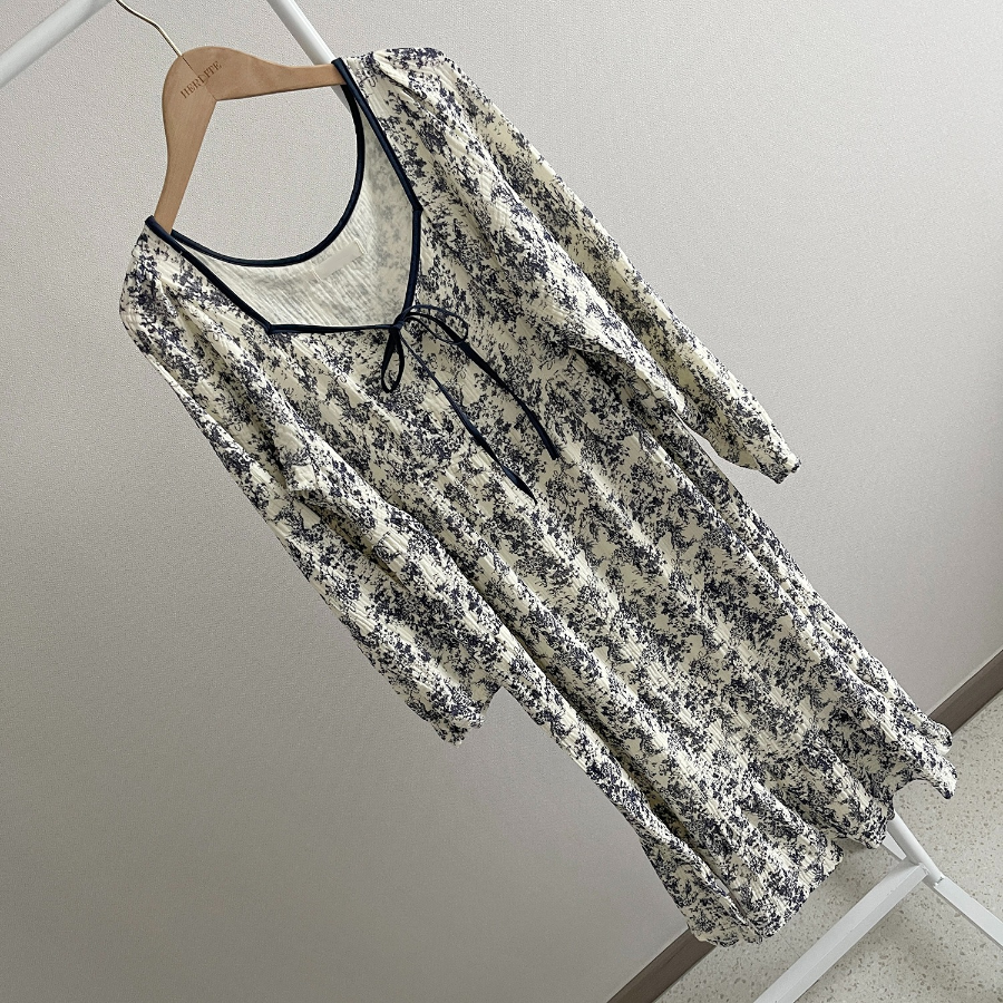 Lovely Square Ribbon Line Watercolor Cotton Frill Long Sleeve Dress Pajama